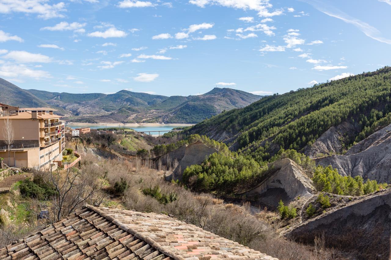 Salas de Pallas Alberg La Solana 호스텔 외부 사진